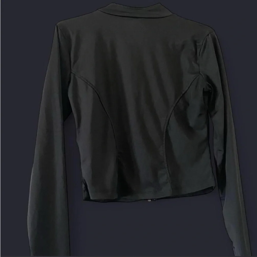 Lightweight jacket - Picture 2 of 3